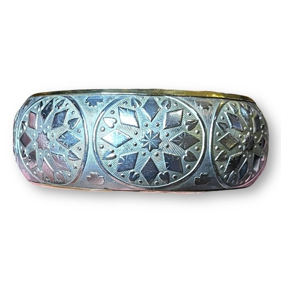 Two Tone Vintage Bangle Silver Tone and Brass Floral Snowflake Atomic Pattern - Picture 6 of 10